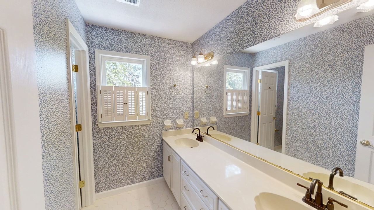 4130 Knollcrest Circle North #1 - Photo 6 of 43