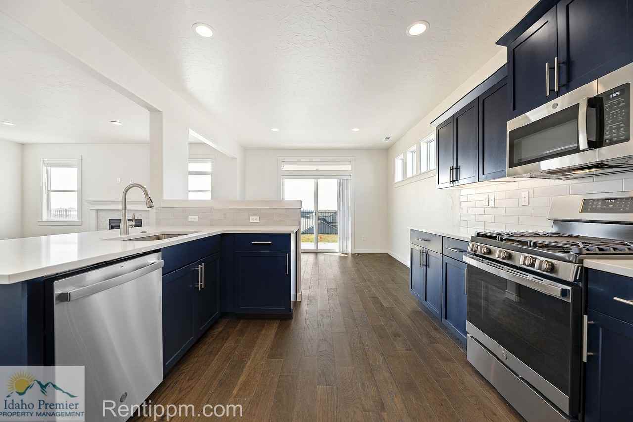 10469 W Royal Fern Ct #1 - Photo 4 of 26