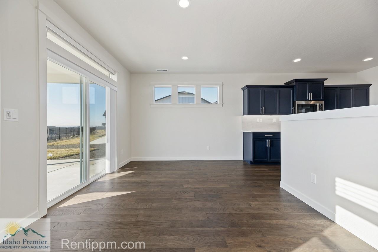 10469 W Royal Fern Ct #1 - Photo 6 of 26