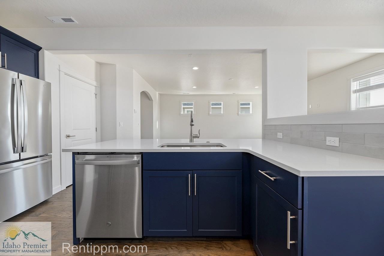 10469 W Royal Fern Ct #1 - Photo 7 of 26