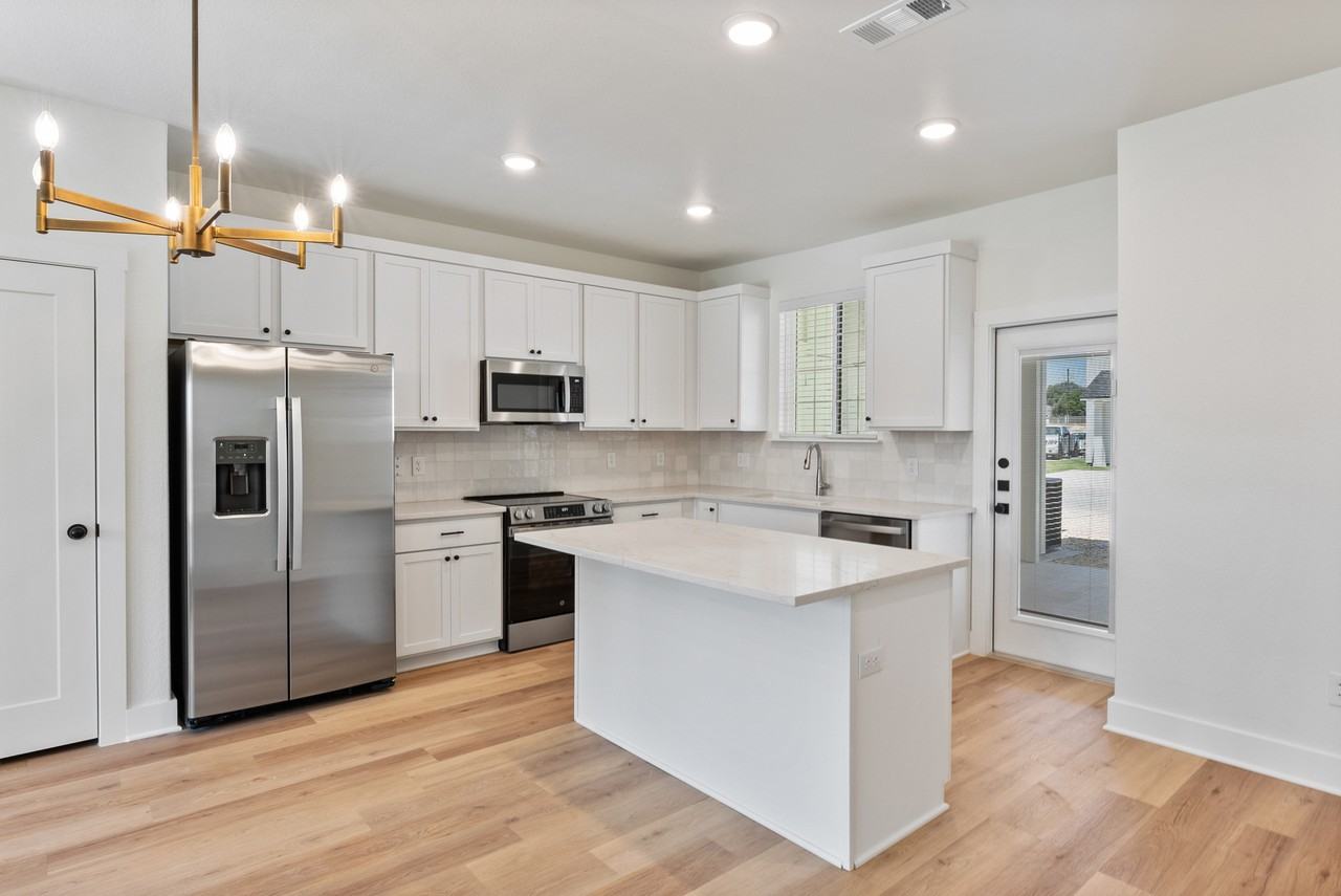 5811 5811 South 31st StreetUnit 203 #203 - Photo 4 of 33