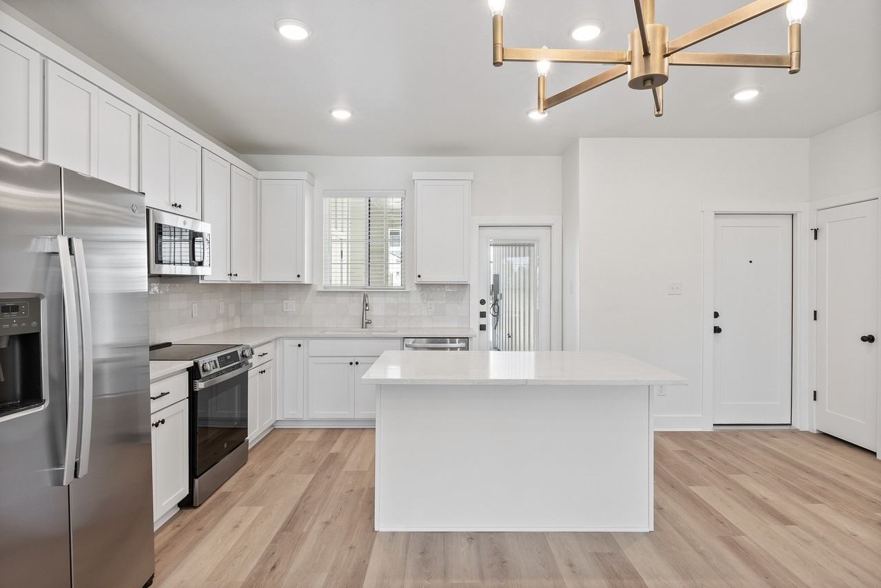 5811 5811 South 31st StreetUnit 203 #203 - Photo 5 of 33