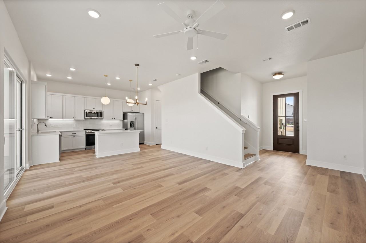 6628 Abode Avenue #6628 - Photo 3 of 32