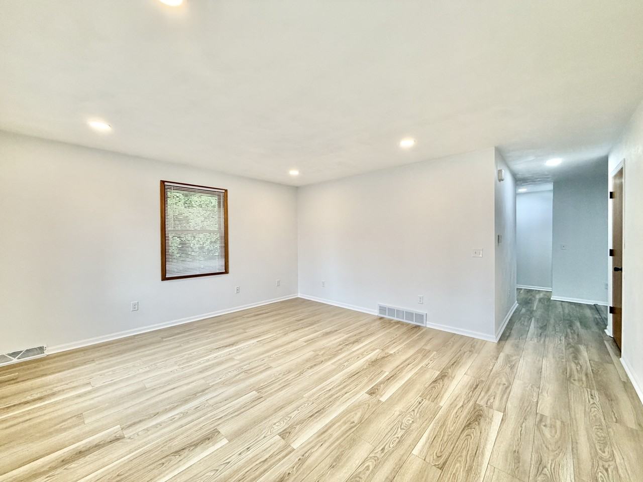 1124 Brown Dr #1124 - Photo 6 of 26
