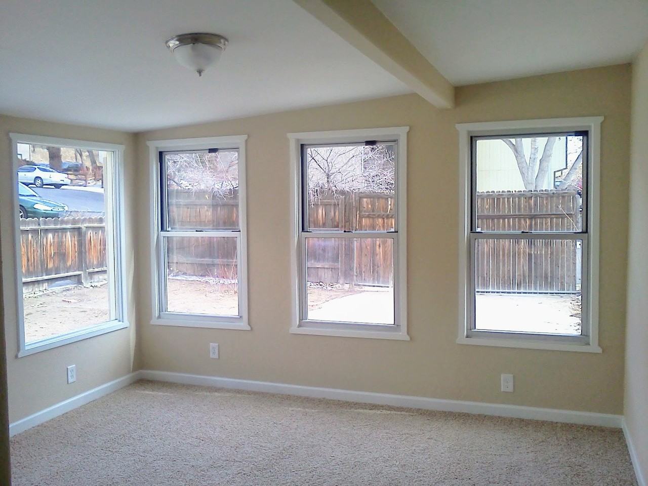 1502 W Saint Vrain St #1 - Photo 5 of 14