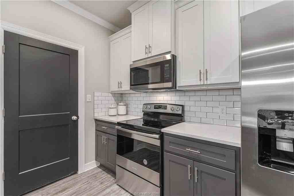 725 Turner Street #1 - Photo 7 of 18