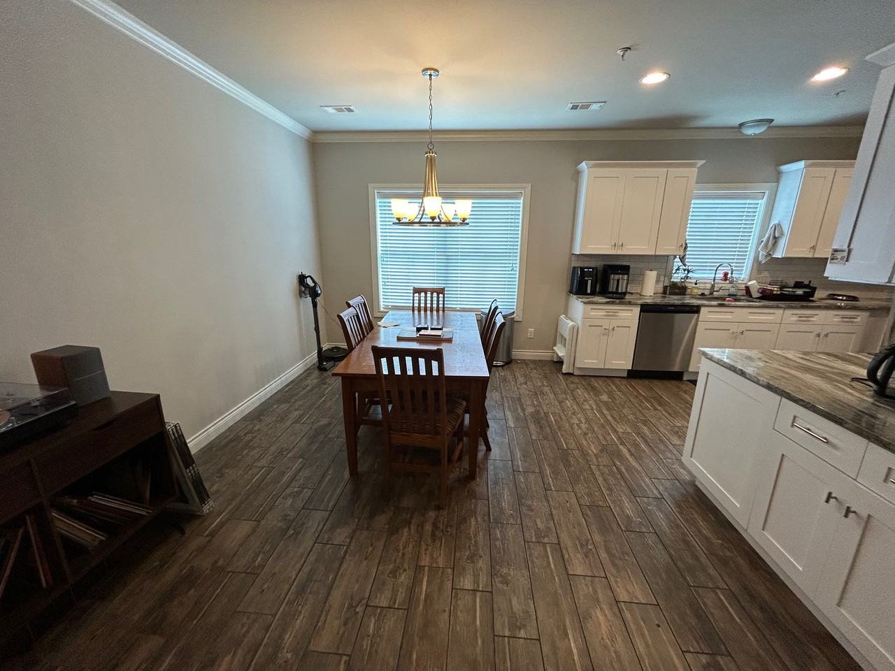 632 Clay St #C - Photo 6 of 14