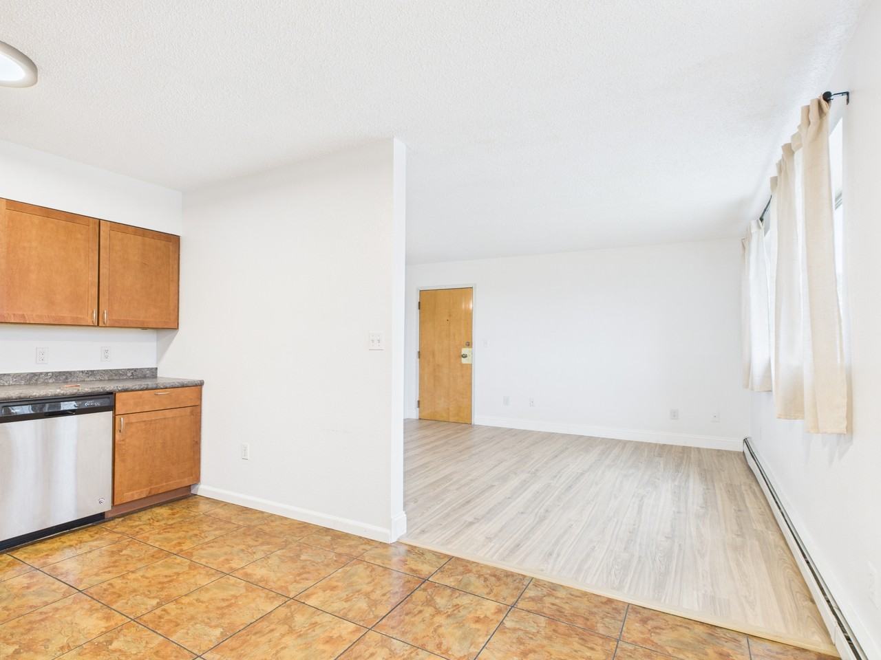 83 Slater Drive #1 - Photo 5 of 17