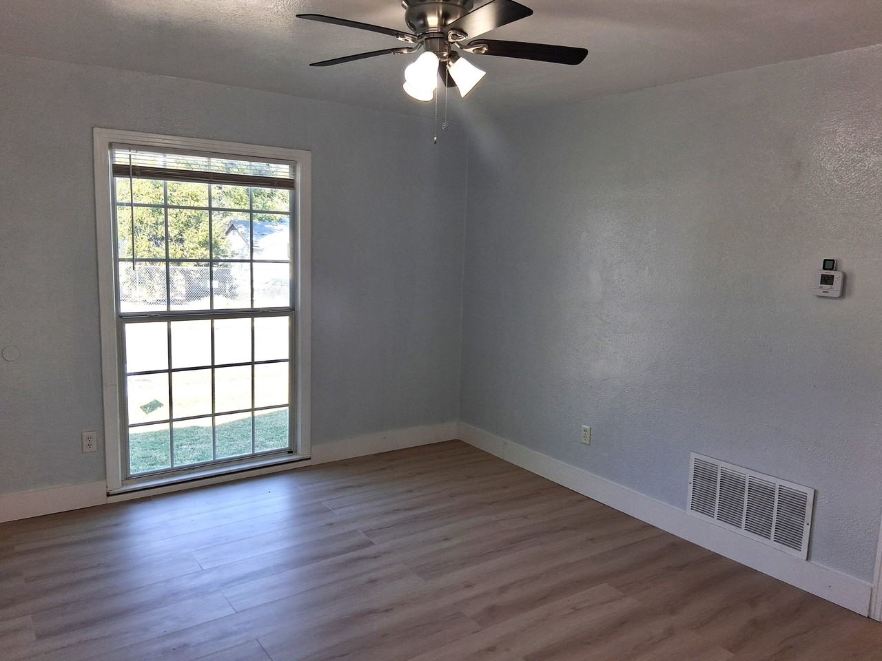 902 Evetts Rd #1 - Photo 2 of 9
