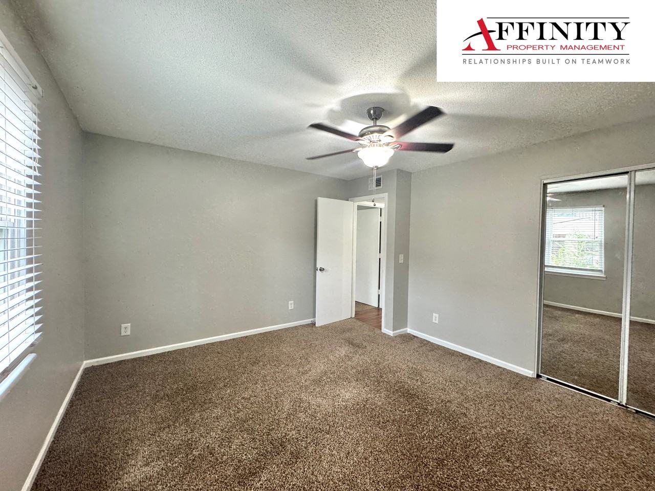 4505 4505/4507 Jarboe Street - 4505-4 #4505-4 - Photo 6 of 9