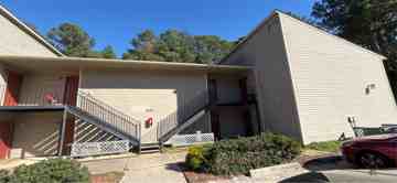 featured image of 6400 Starbrook Dr #1