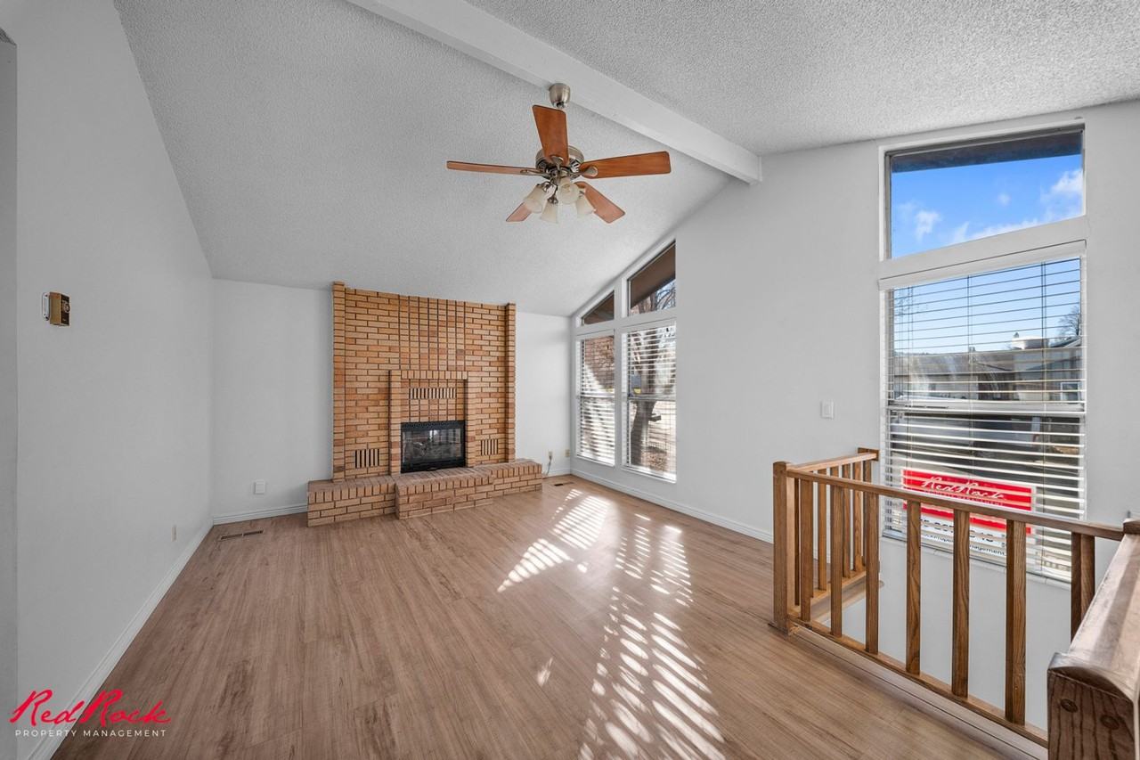 2270 W Skyview Dr - Photo 7 of 37