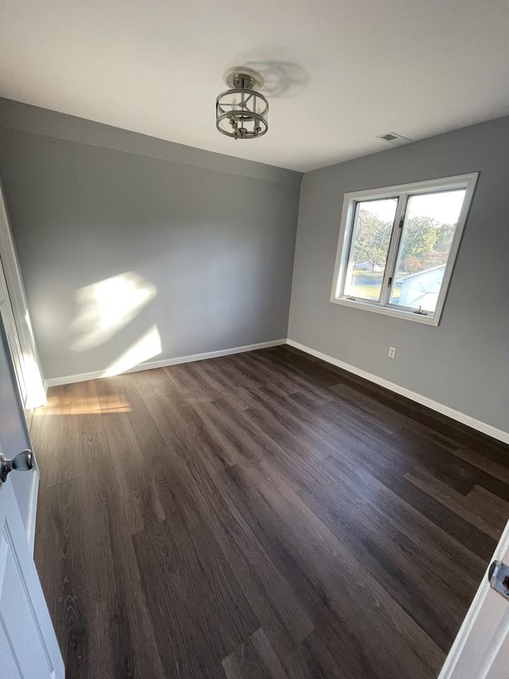 530 N Curlew Rd #1 - Photo 2 of 9