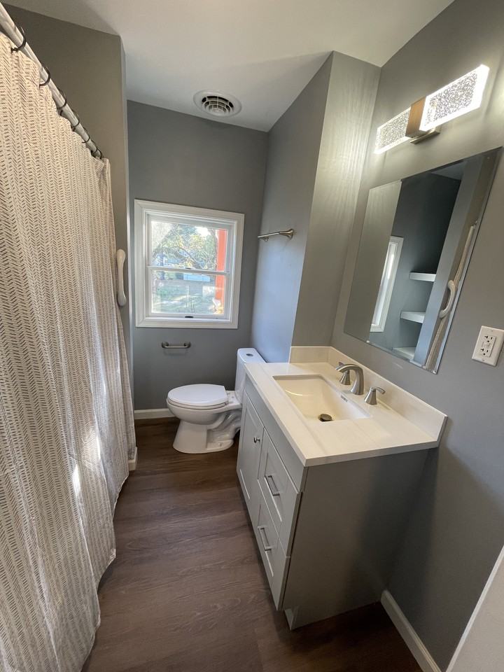 530 N Curlew Rd #1 - Photo 4 of 9