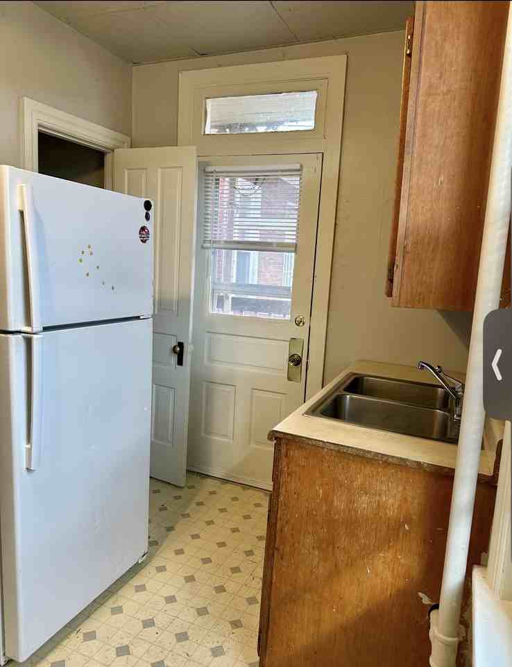 816 Church Street #2ndFL - Photo 5 of 8