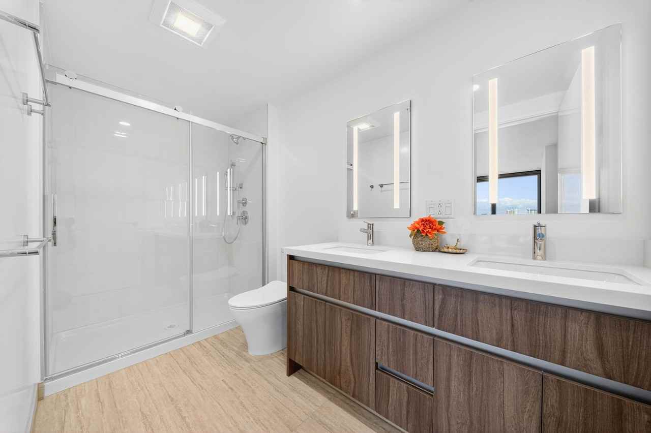 1515 Liona Street #1 - Photo 6 of 26