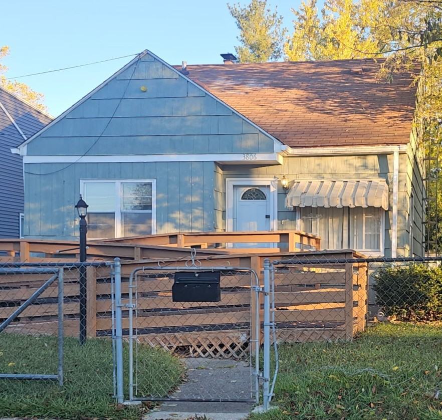 3806 Herrick St #1 - Photo 6 of 6