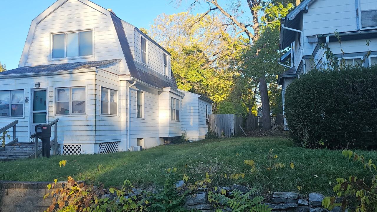 963 Perry St #1 - Photo 4 of 13