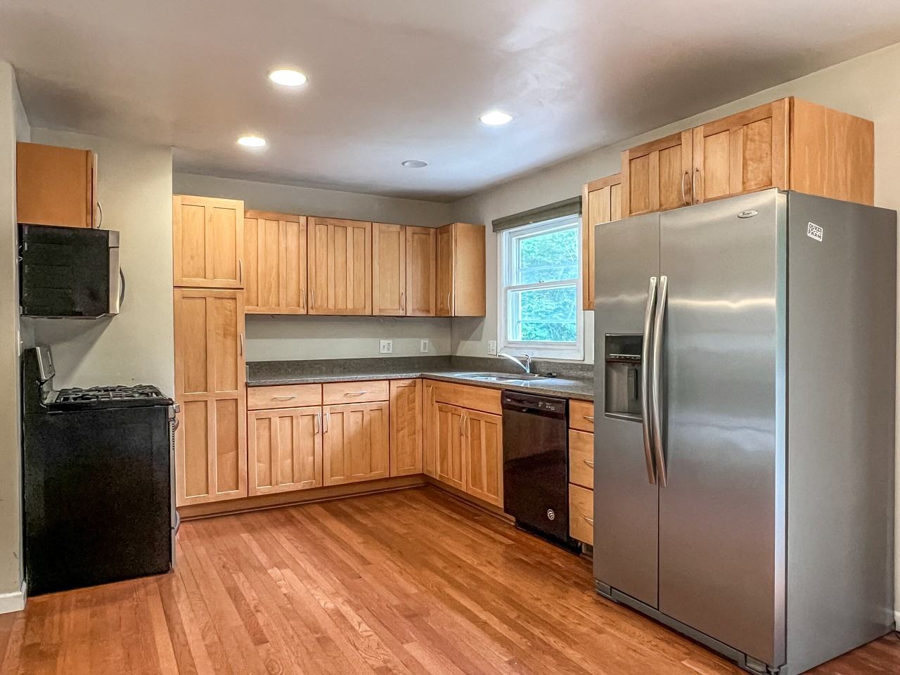 1411 West Ave #1 - Photo 3 of 17