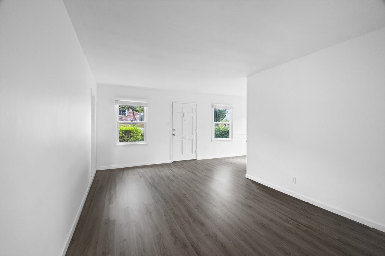 3493 Meier St #1 - Photo 5 of 31