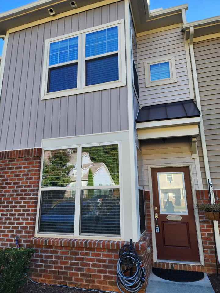 71 Pocono Dr #1 - Photo 2 of 23