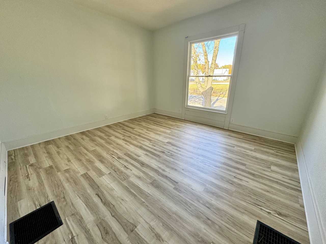 915 West Taylor Street #1 - Photo 7 of 18