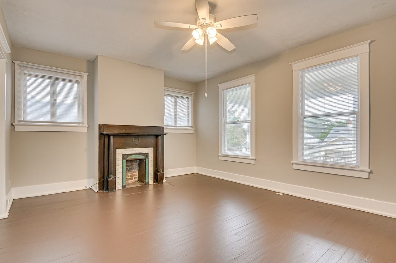 107 4th Street #A - Photo 4 of 24