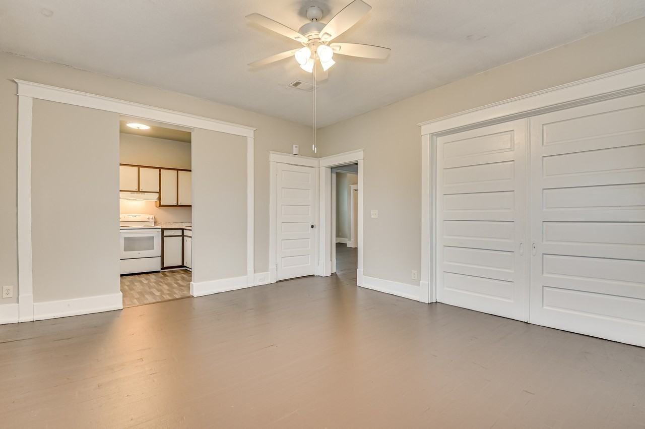 107 4th Street #A - Photo 6 of 24