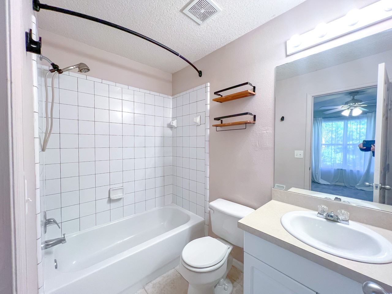 2306 Sw 42nd Dr #144 - Photo 7 of 12