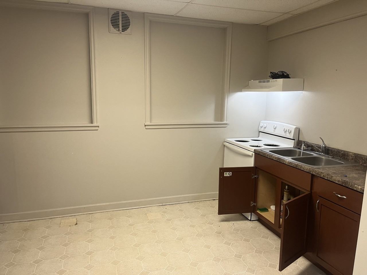 108 N Iowa Ave #2 - Photo 5 of 8