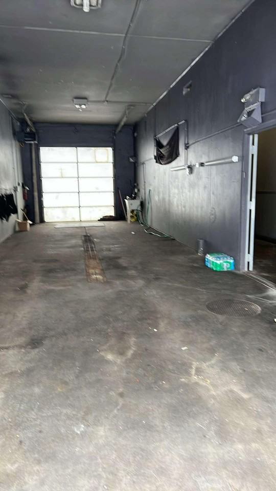 705 705 8th Street - 3Auto Detailing #3 - Photo 5 of 21