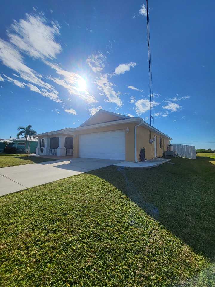 1008 Northwest 12th Terrace #1 - Photo 3 of 35