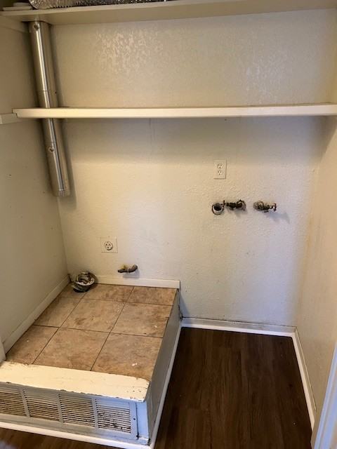 3224 South Lakewood Avenue #2 - Photo 3 of 11