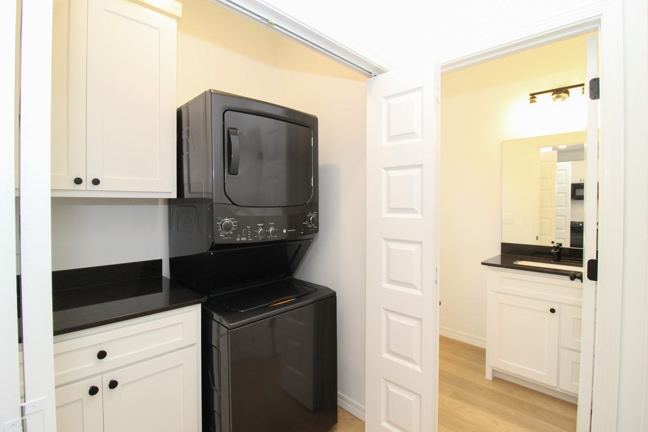 373 S Willow Ave #1 - Photo 4 of 28