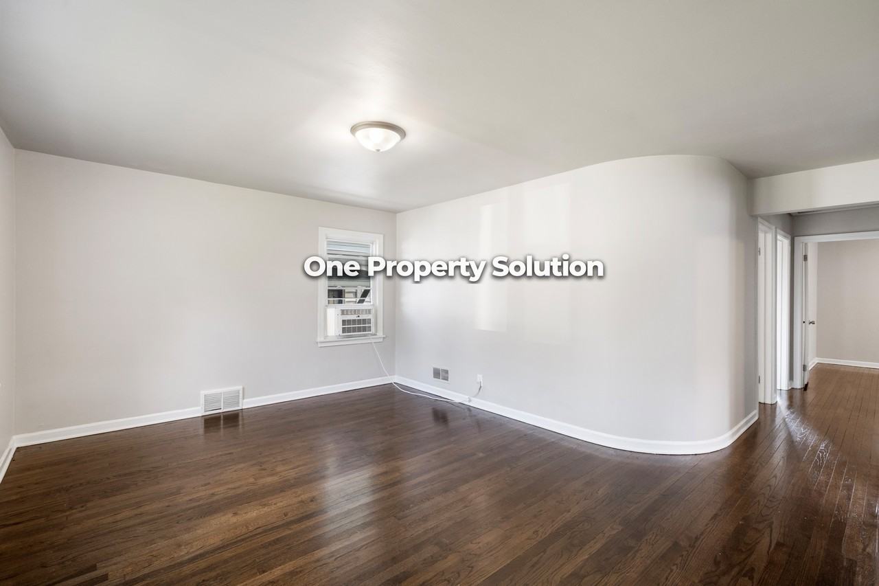 5043 Washington Street #1 - Photo 3 of 18