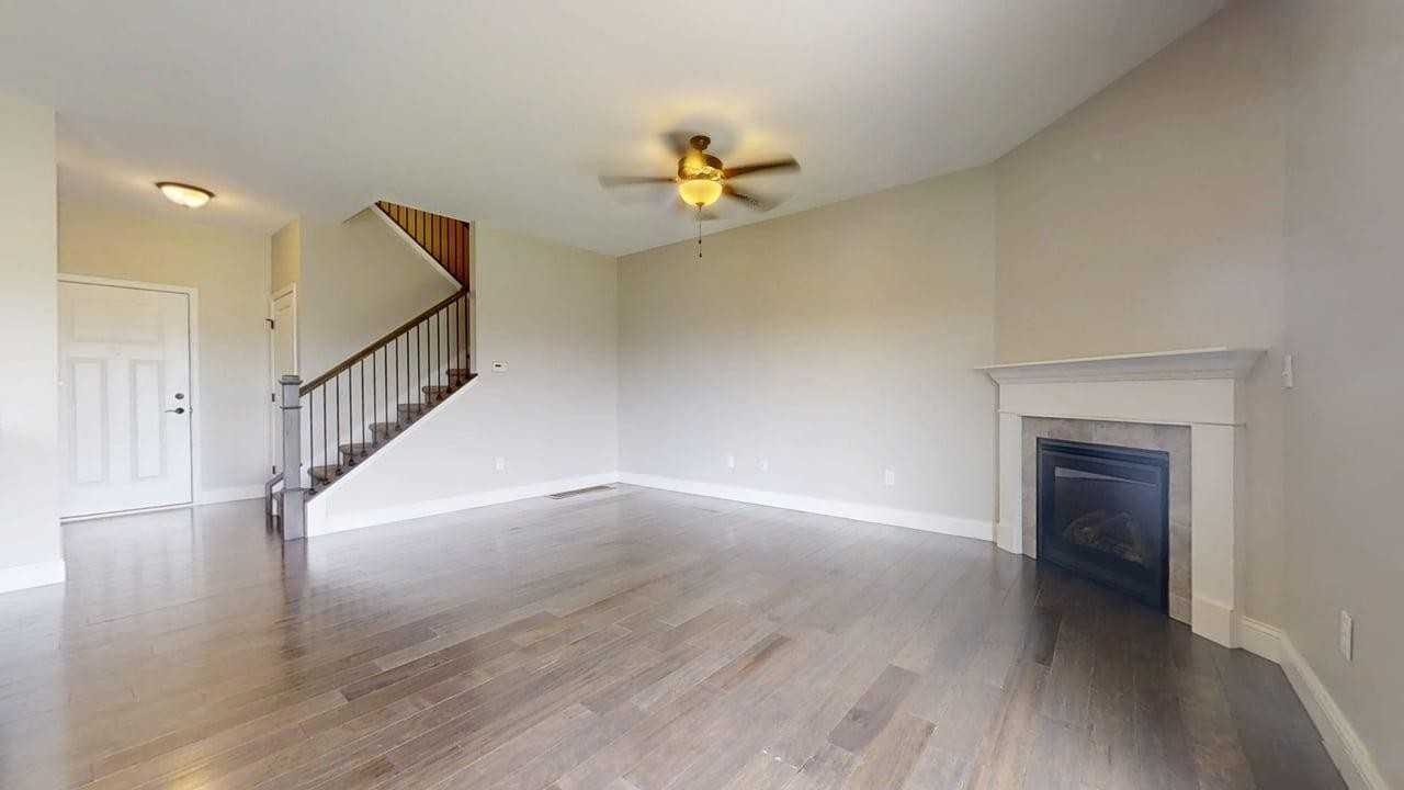 802 802 Sedgegrass Drive - 1 - 1 - 1 #1 - Photo 4 of 14