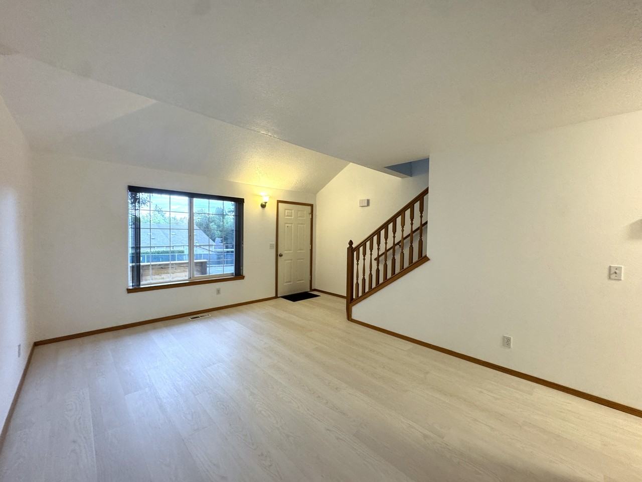 4534 Sw Pasadena St #1 - Photo 2 of 31