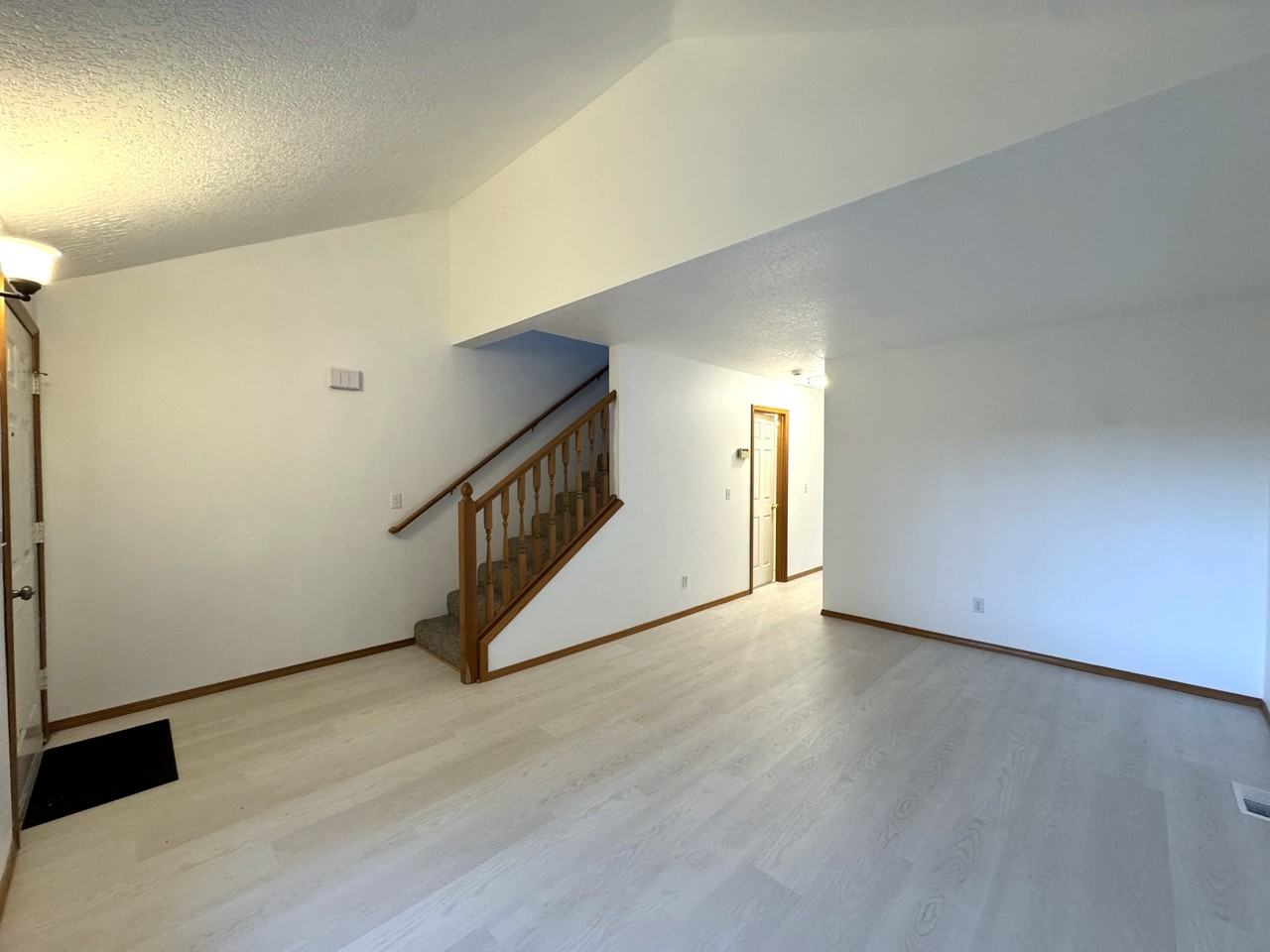 4534 Sw Pasadena St #1 - Photo 7 of 31