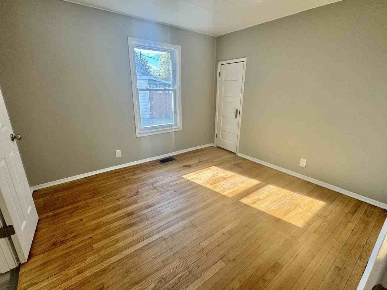 913 North Morrison Street #1 - Photo 2 of 11