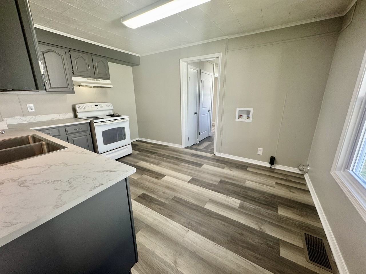 913 North Morrison Street #1 - Photo 6 of 11