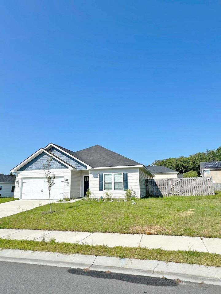 158 Stout Ln #1 - Photo 3 of 16