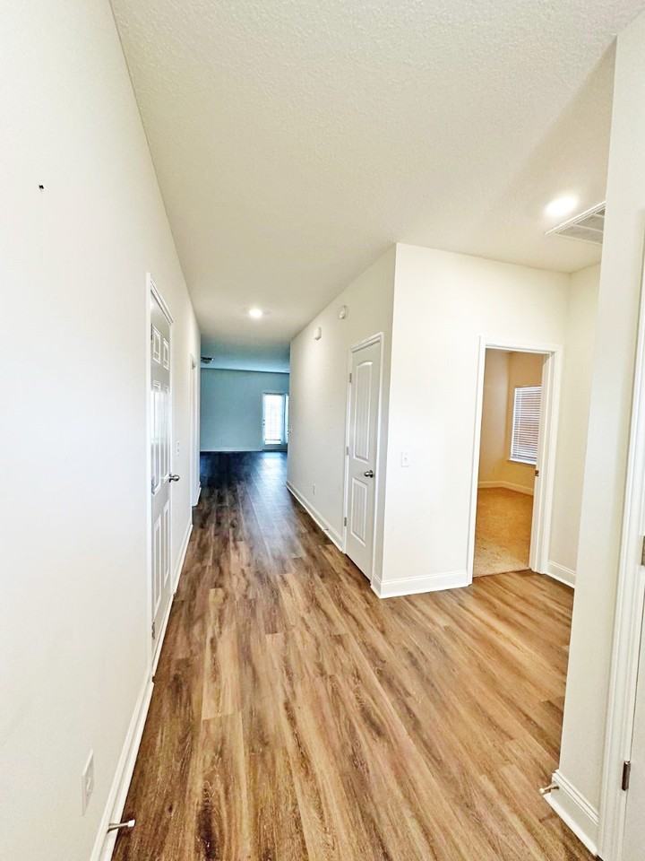 158 Stout Ln #1 - Photo 4 of 16