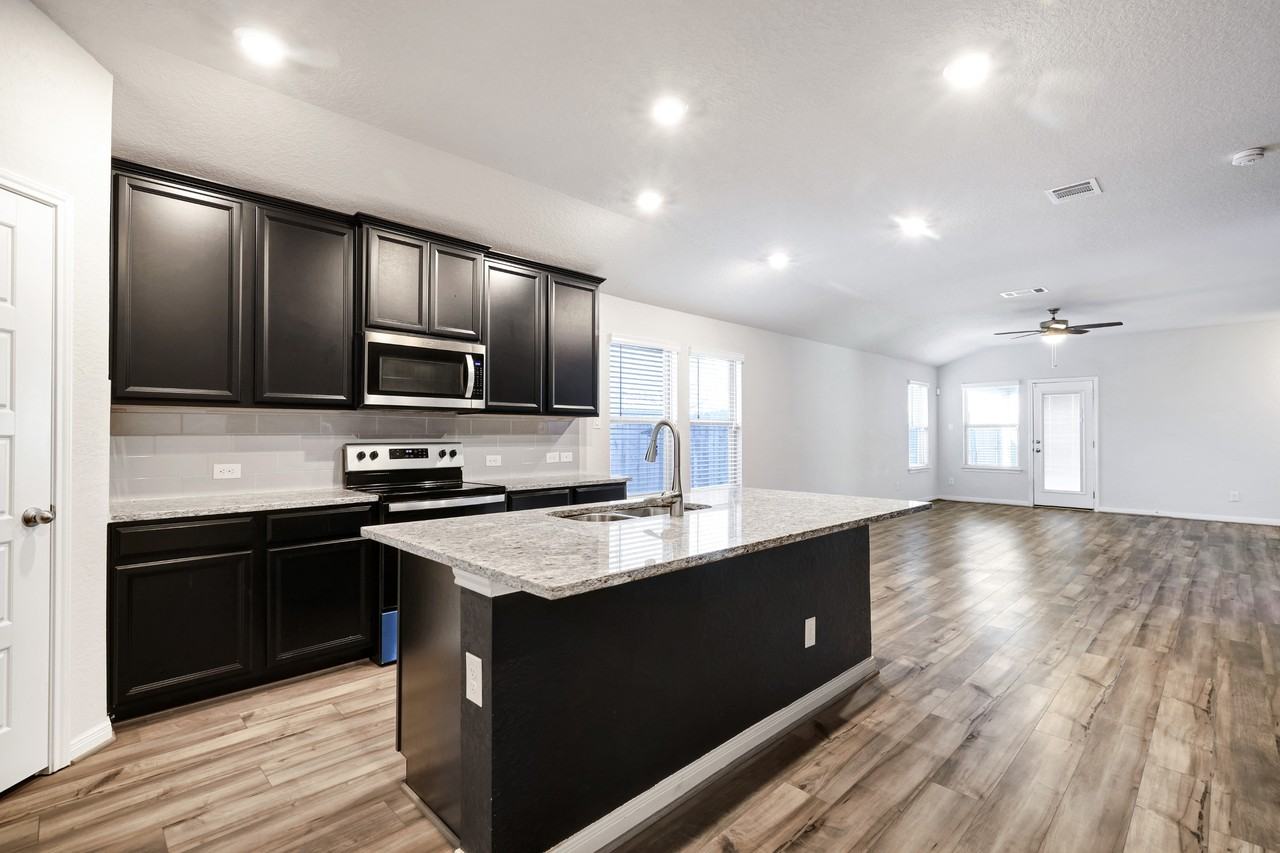 3168 Junction Bay #1 - Photo 3 of 26