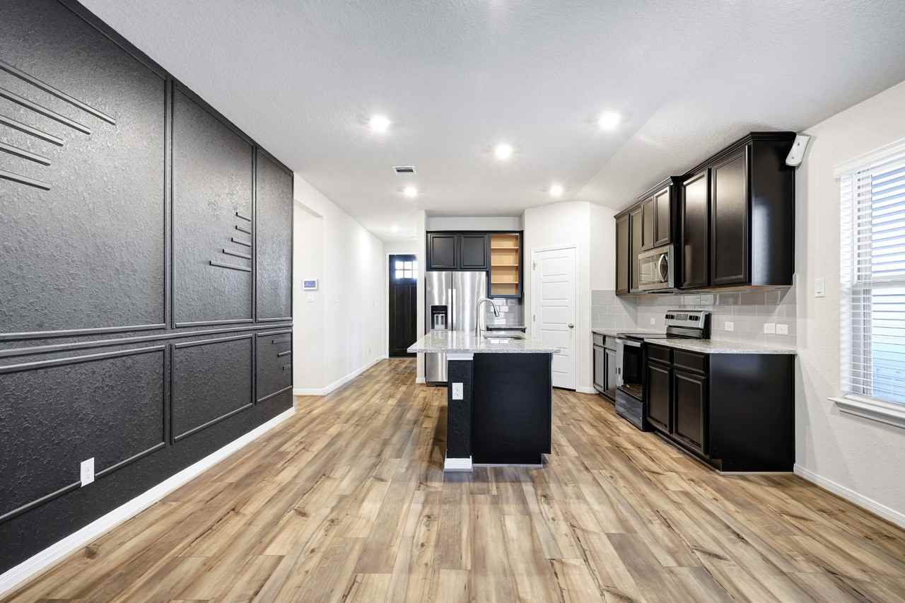 3168 Junction Bay #1 - Photo 5 of 26