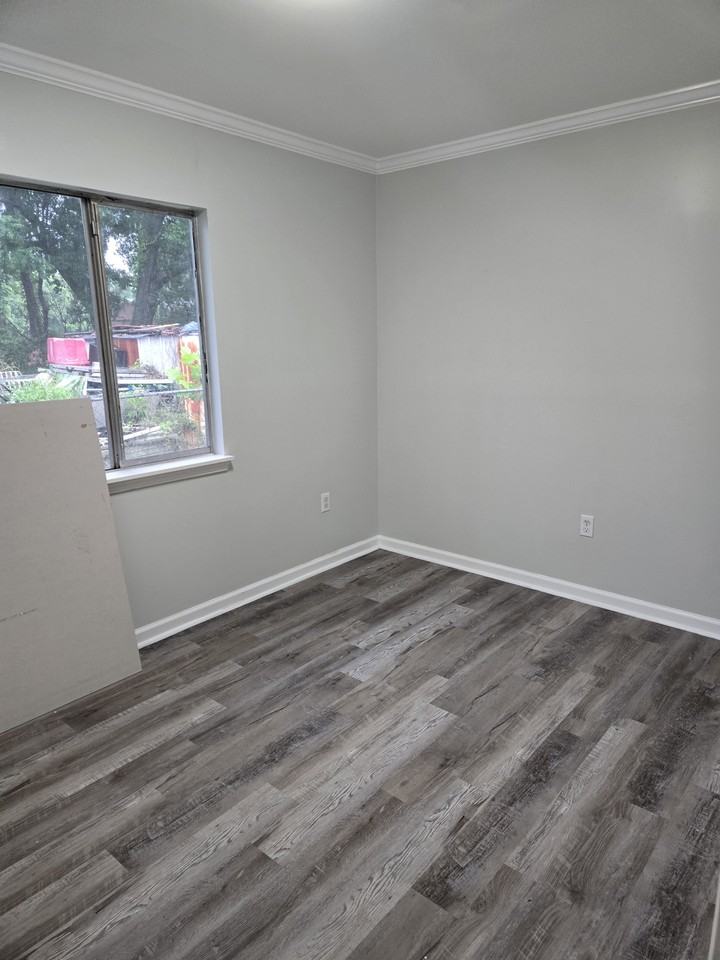 1137 Madeline Avenue #1 - Photo 4 of 20