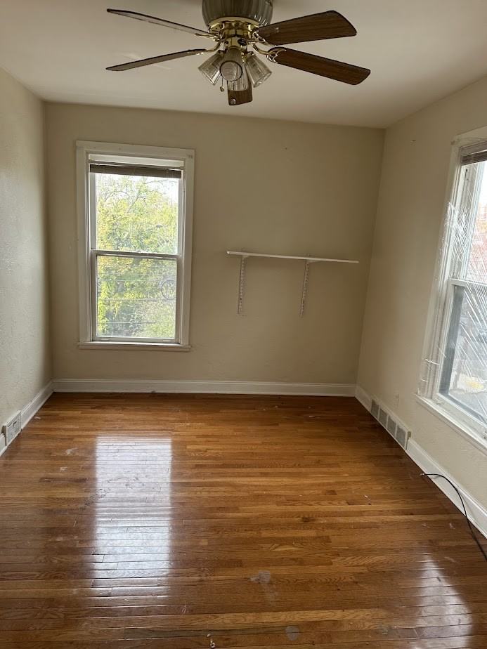 189191 Grant Ave #2 - Photo 3 of 5