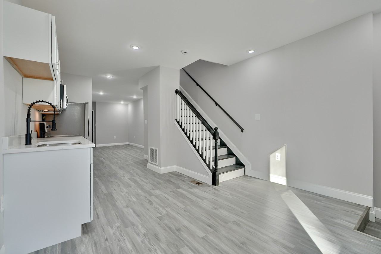 412 E Federal St - Photo 7 of 34