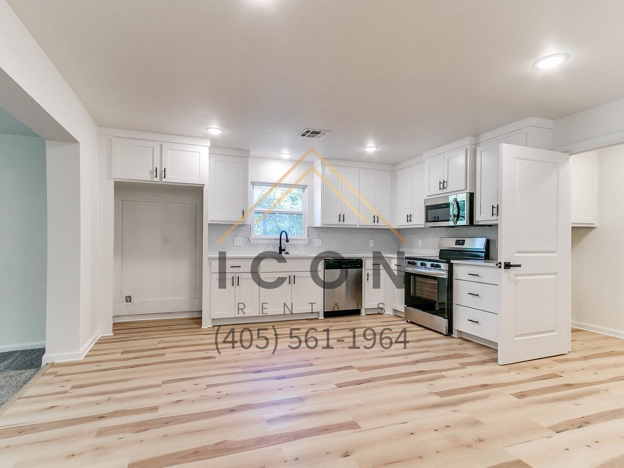 11747 Silver Maple Drive #1 - Photo 5 of 17