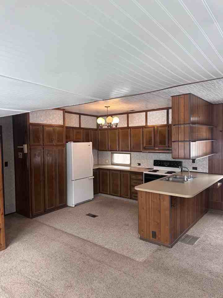 103 Lincolnview Drive #1 - Photo 2 of 28