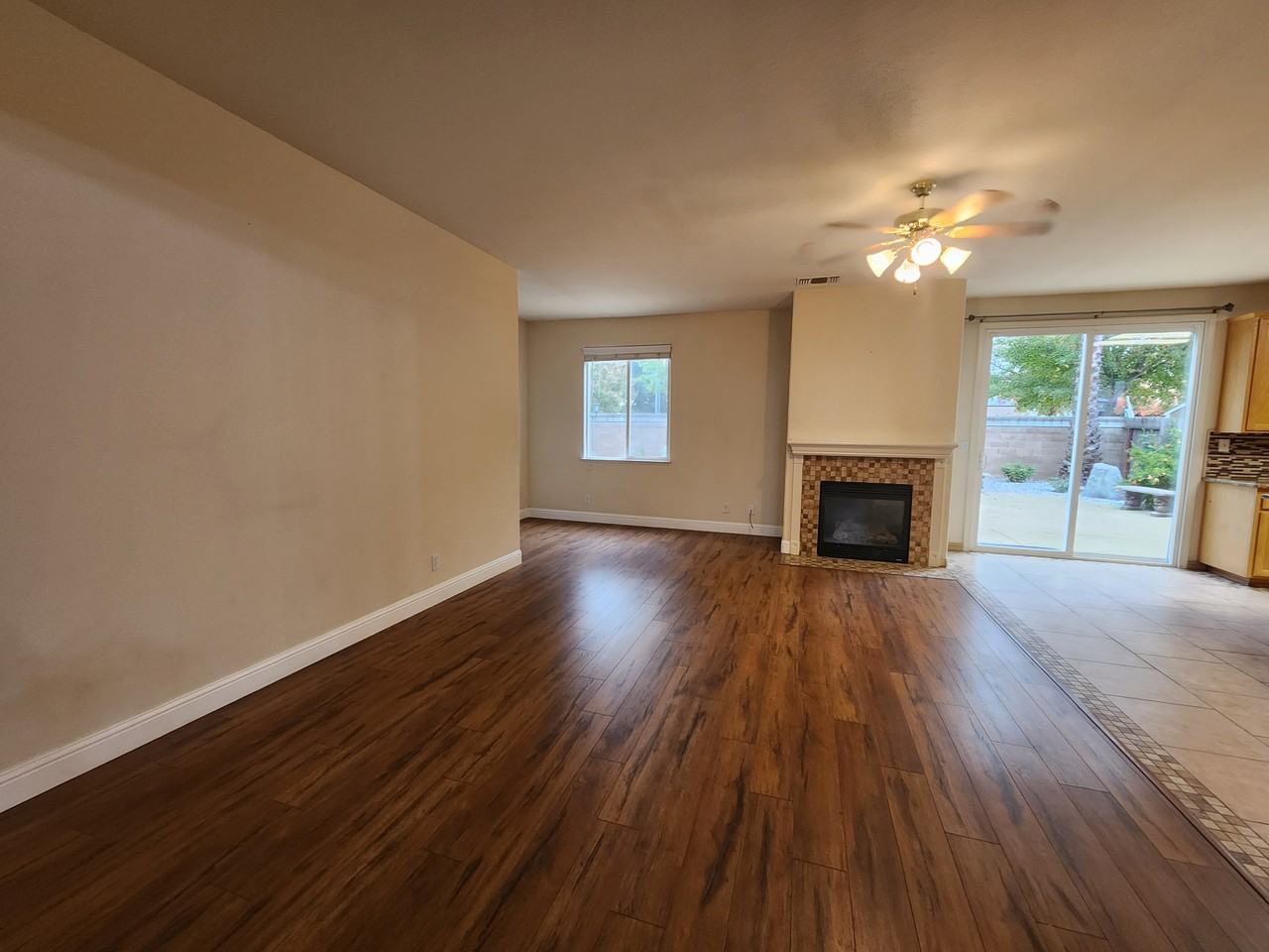 2469 De Beers Court #1 - Photo 6 of 6